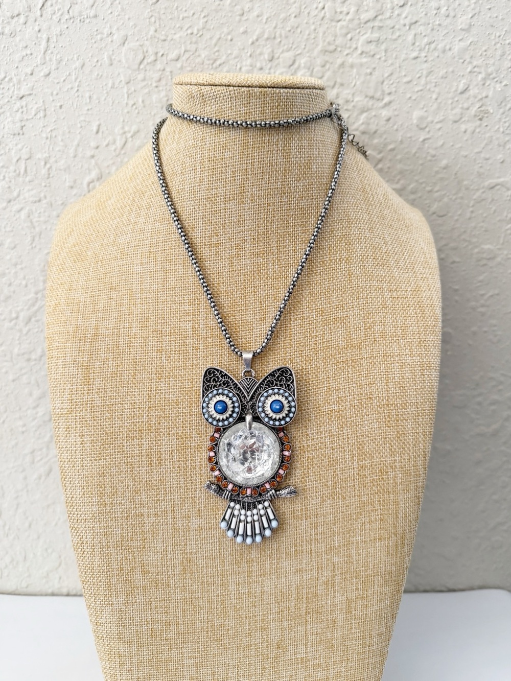 Lane Vintage Long Silver Tone Rhinestones Beaded Owl Pendant Necklace - Picture 12 of 12